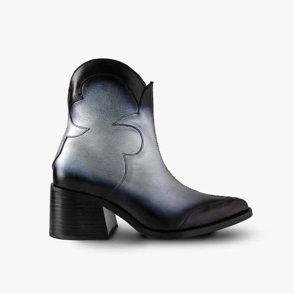 NEW BALA DI GALA double trouble boots in silver